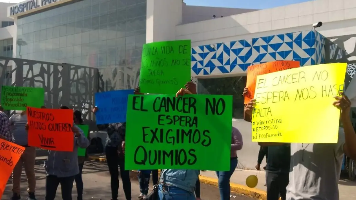 PADRES DE NIÑOS CON CANCER